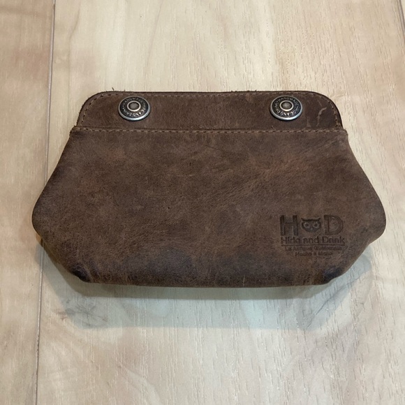 Leather snap pouch - Picture 4 of 11